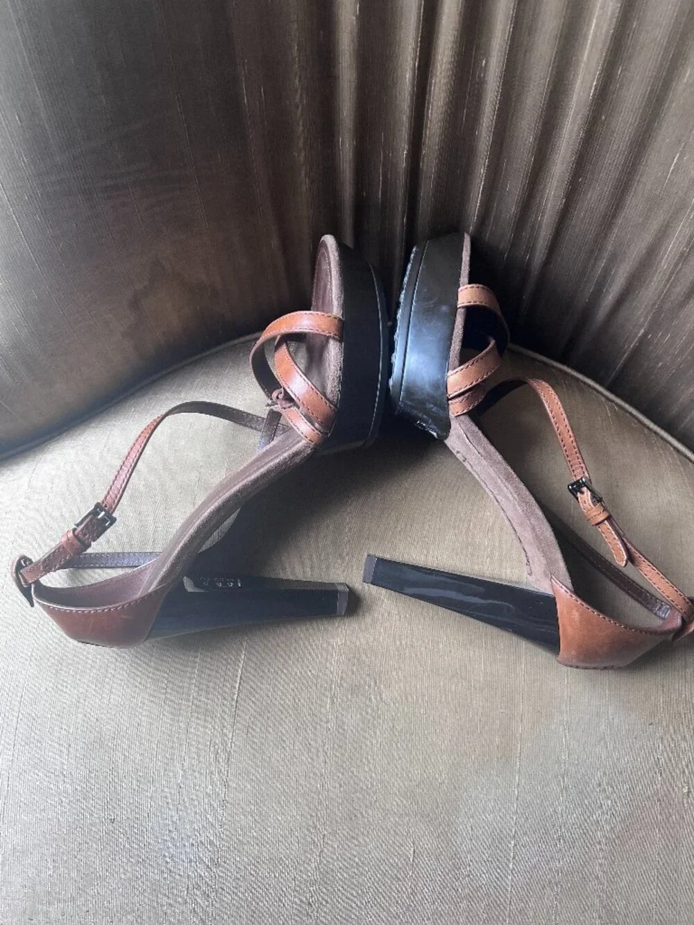 TOD'S Strappy Leather Platform Sandals Size 11 / 41
